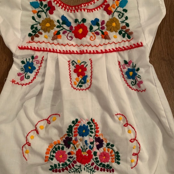 Mexican outfit - Picture 2 of 3